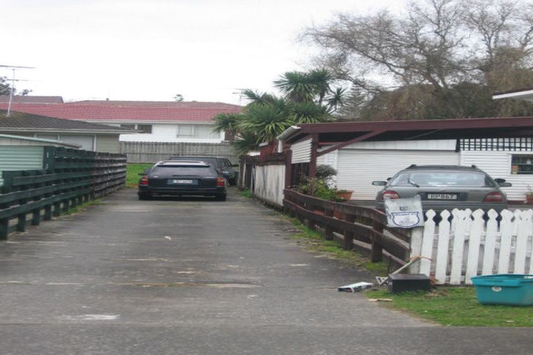 Photo of property in 5 Lipton Grove, Opaheke, Papakura, 2113