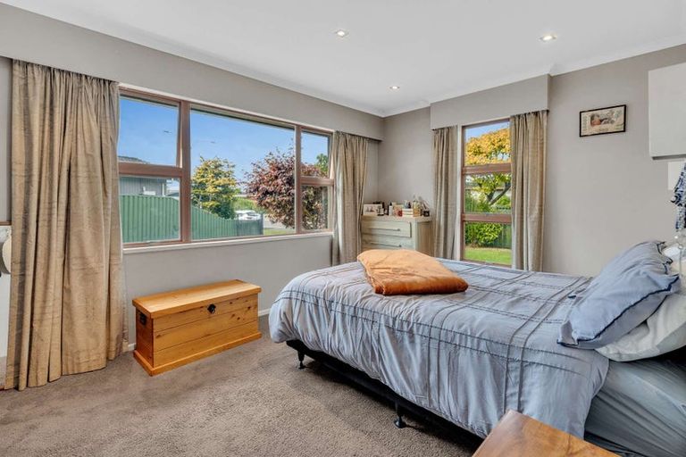 Photo of property in 34 John F Kennedy Drive, Milson, Palmerston North, 4414