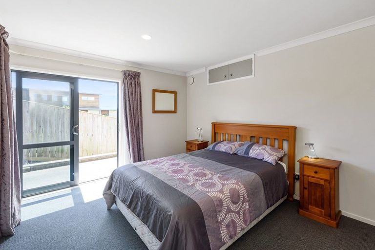 Photo of property in 15 Metzenthin Close, Raumati South, Paraparaumu, 5032
