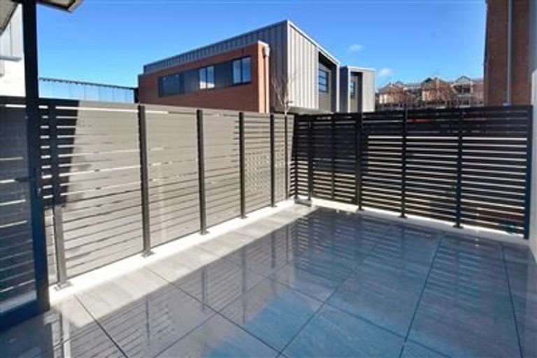 Photo of property in 20/4 Stables Lane, Silverdale, 0932