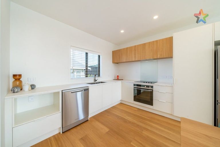 Photo of property in 24a Fraser Crescent, Elderslea, Upper Hutt, 5018