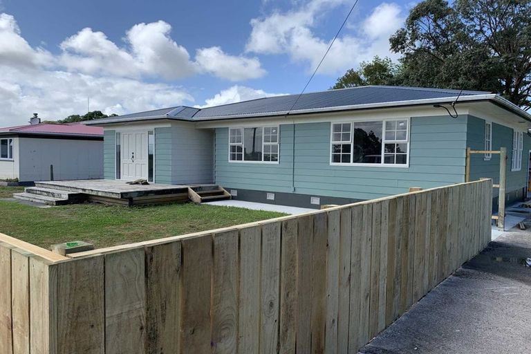 Photo of property in 26 West Coast Road, Te Kopuru, 0371