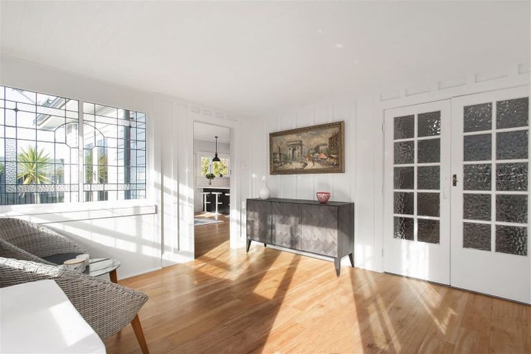 Photo of property in 102 Idris Road, Bryndwr, Christchurch, 8052