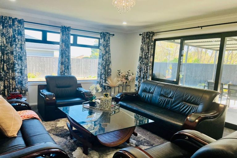 Photo of property in 41 Acacia Street, Kelvin Grove, Palmerston North, 4414