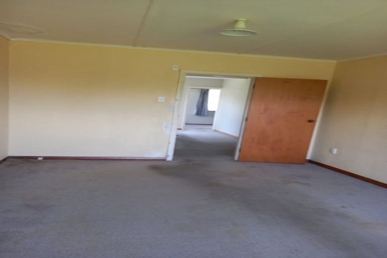 Photo of property in 55 Strand Crescent, Naenae, Lower Hutt, 5011