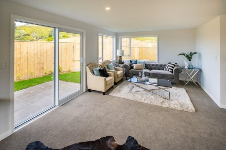 Photo of property in 92 Silverstream Road, Crofton Downs, Wellington, 6035