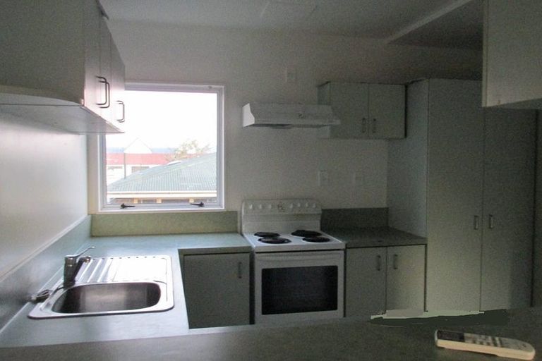 Photo of property in 2/102 Wainui Street, Riccarton, Christchurch, 8041