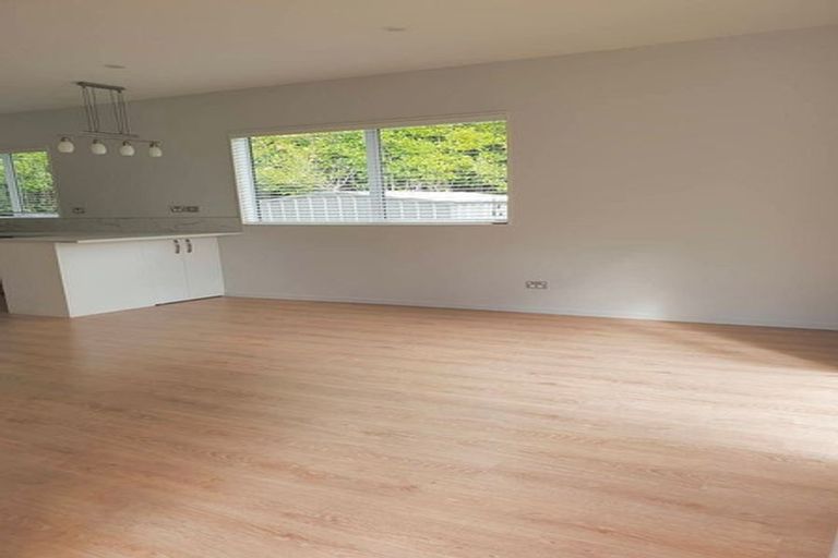 Photo of property in 16 Cherry Road, Bucklands Beach, Auckland, 2014