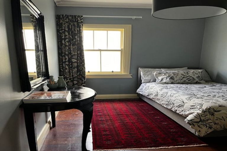 Photo of property in 35 Glenbervie Terrace, Thorndon, Wellington, 6011