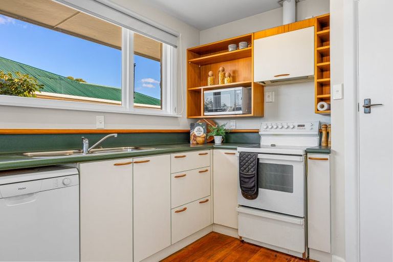 Photo of property in 175 Grimseys Road, Redwood, Christchurch, 8051