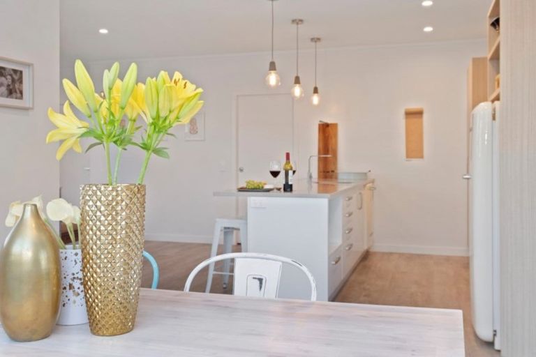 Photo of property in 18 Oka Street, Papamoa Beach, Papamoa, 3118