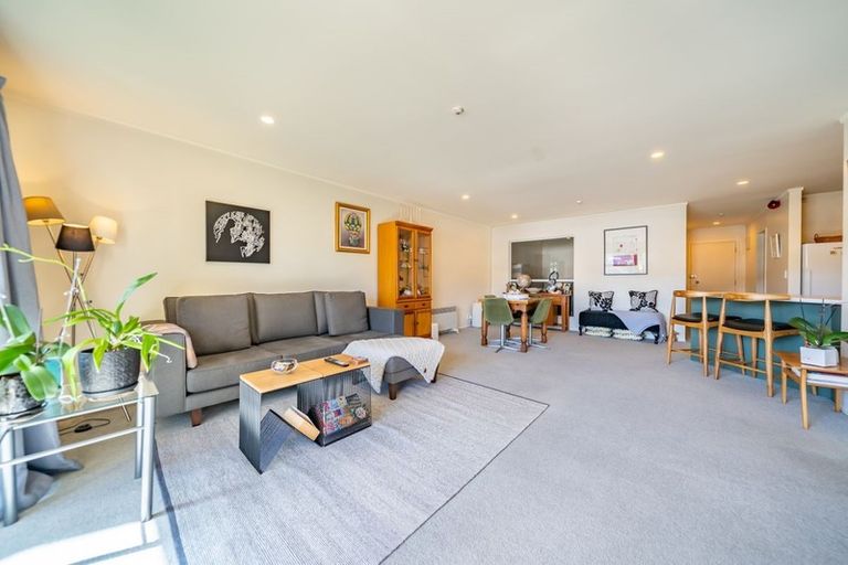 Photo of property in 13/8 Girton Terrace, Mount Cook, Wellington, 6021