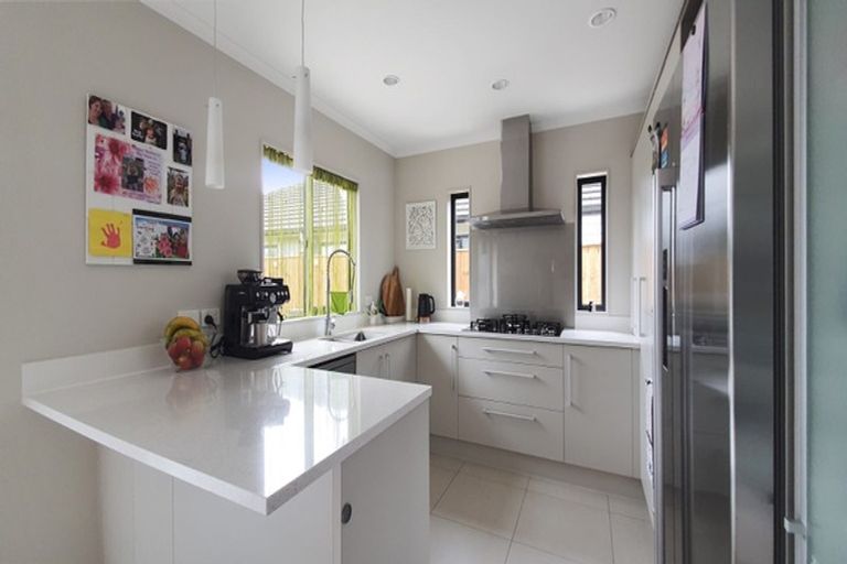 Photo of property in 13 Kirkaldy Street, Wattle Downs, Auckland, 2103