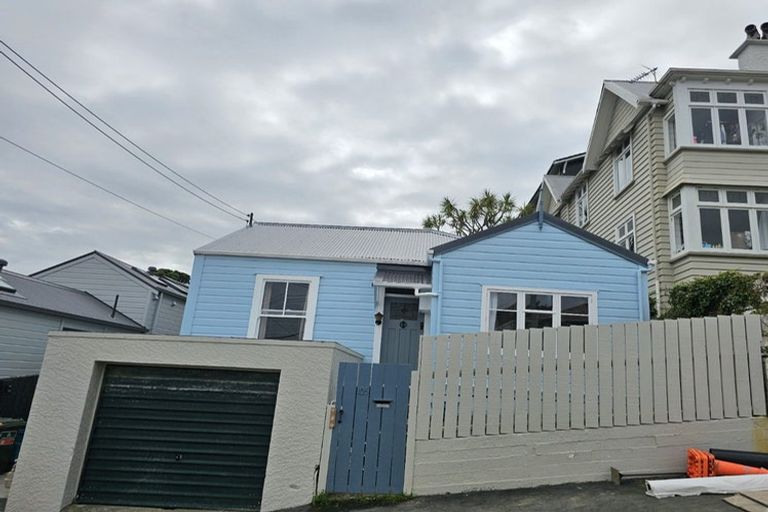 Photo of property in 105 Elizabeth Street, Mount Victoria, Wellington, 6011