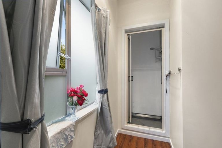 Photo of property in 16 Merton Street, Trentham, Upper Hutt, 5018