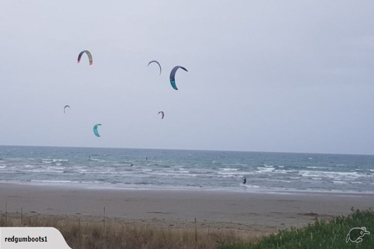 Photo of property in 25 Rosario Crescent, Red Beach, 0932