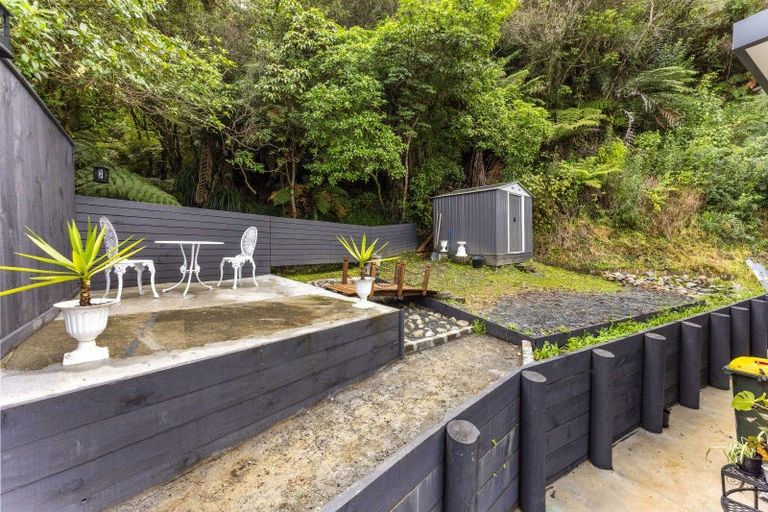 Photo of property in 17 John Street, Stokes Valley, Lower Hutt, 5019