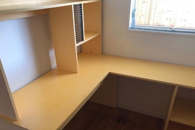 Photo of property in 1 Moa Place, Onerahi, Whangarei, 0110