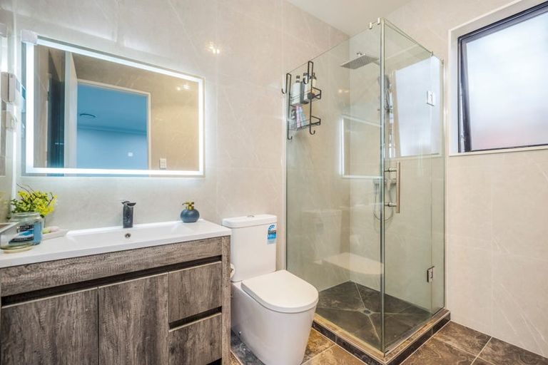 Photo of property in 29 Black Beech Crescent, Takanini, 2110