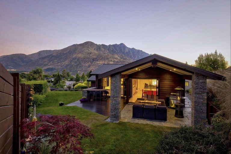 Photo of property in 3 Coleshill Lane, Lower Shotover, Queenstown, 9371