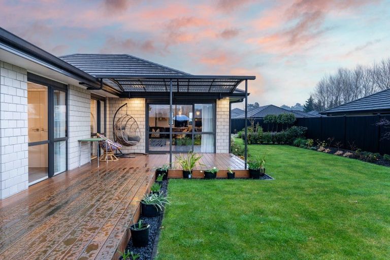 Photo of property in 16 Mccarthy Court, East Taieri, Mosgiel, 9024