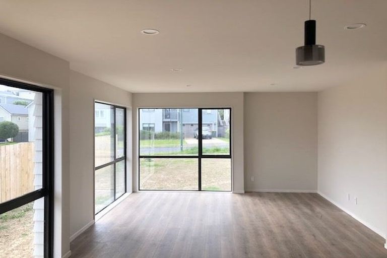 Photo of property in 108 Parkview Drive, Gulf Harbour, Whangaparaoa, 0930