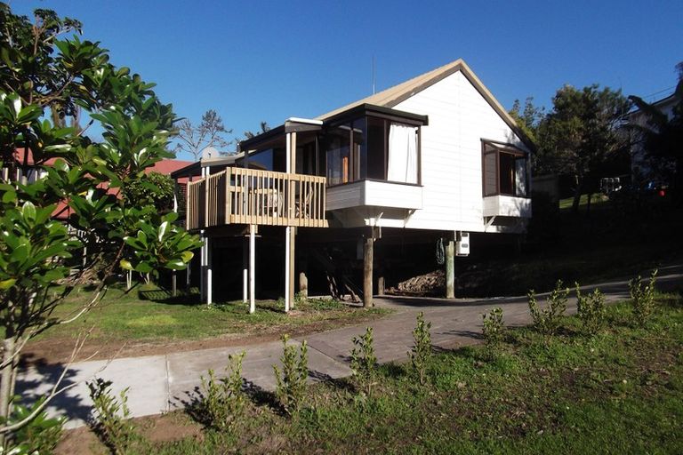 Photo of property in 2/21 Long Bay Drive, Torbay, Auckland, 0630