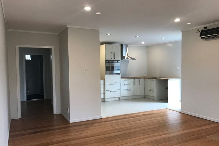 Photo of property in 12 Pinfold Avenue, Hamilton East, Hamilton, 3216