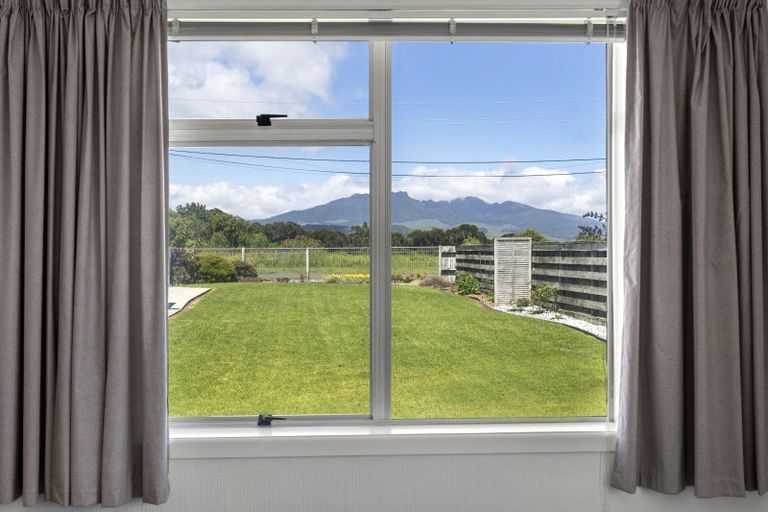 Photo of property in 9 Lorenzen Bay Road, Raglan, 3225