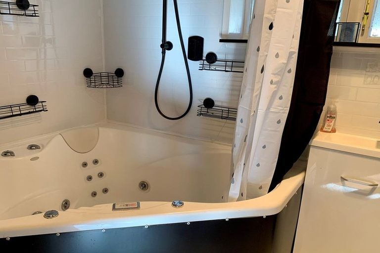 Photo of property in 65 Mangakahia Road, Kaikohe, 0405