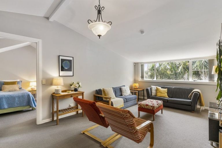 Photo of property in 17 Willowbank Close, East Tamaki Heights, Auckland, 2016