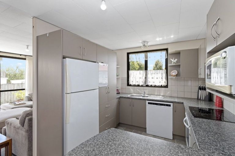 Photo of property in 6 Balmerino Crescent, Pukete, Hamilton, 3200