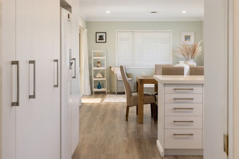 Photo of property in 60 Plateau Heights, Mount Maunganui, 3116