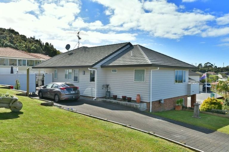 Photo of property in 101 Waldorf Crescent, Orewa, 0931