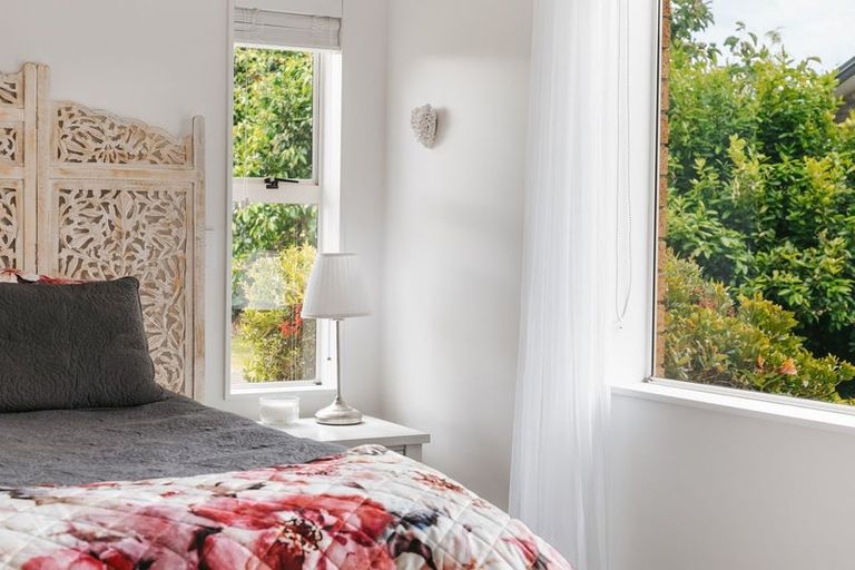 Photo of property in 5 Links View Drive, Omokoroa, 3114