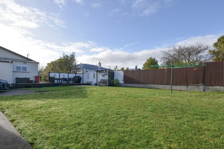 Photo of property in 14 Wakelin Street, Carterton, 5713