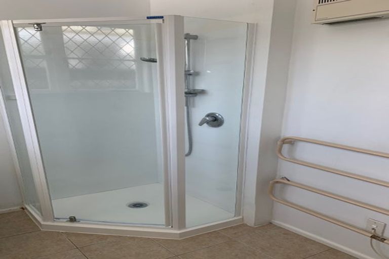 Photo of property in 85 Titirangi Road, New Lynn, Auckland, 0600