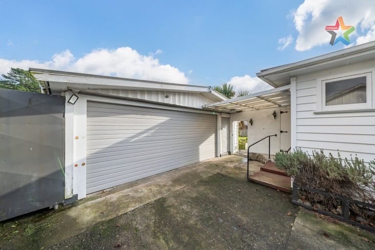 Photo of property in 3 Totara Street, Wainuiomata, Lower Hutt, 5014