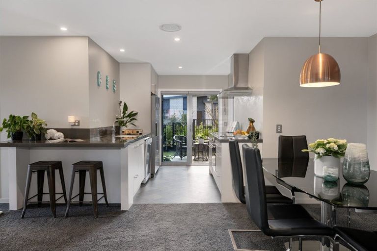 Photo of property in 4 Rochfort Crescent, Pyes Pa, Tauranga, 3112