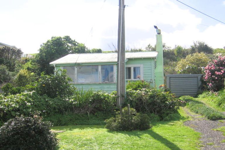 Photo of property in 32 Weir Crescent, Onerahi, Whangarei, 0110