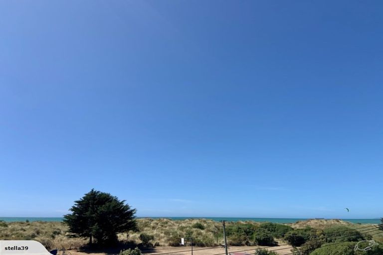 Photo of property in 378 Marine Parade, South New Brighton, Christchurch, 8062