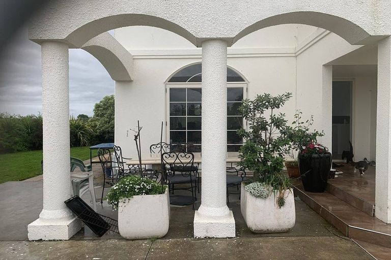 Photo of property in 6 Grace Street North, Sanson, 4817