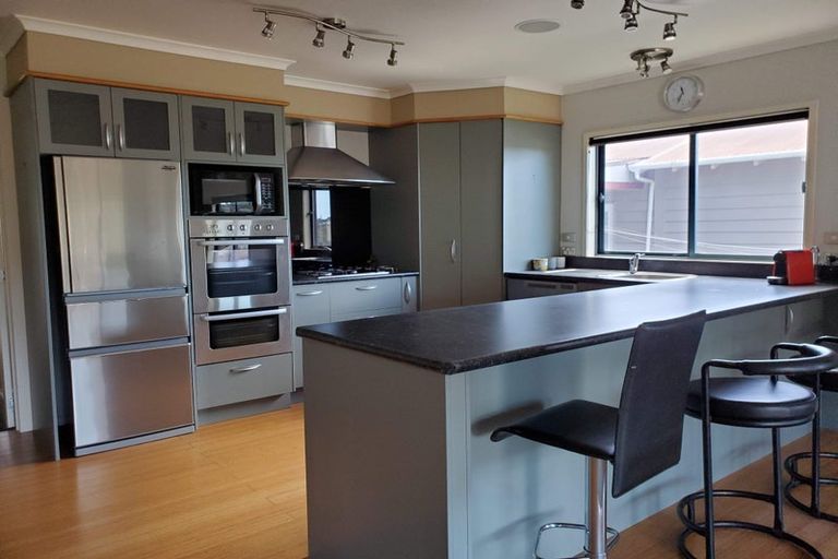 Photo of property in 17 Pacific Road, Waihi Beach, 3611