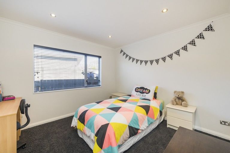 Photo of property in 14 Doncaster Court, Awapuni, Palmerston North, 4412