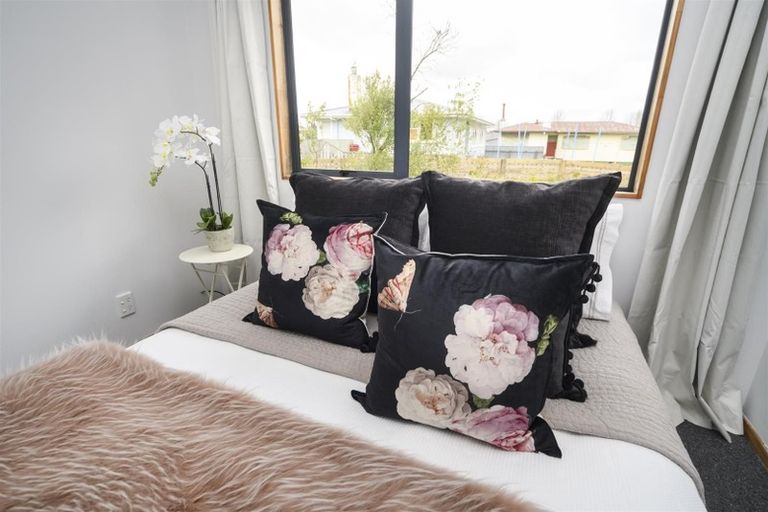 Photo of property in 6 Purnell Place, Marton, 4710