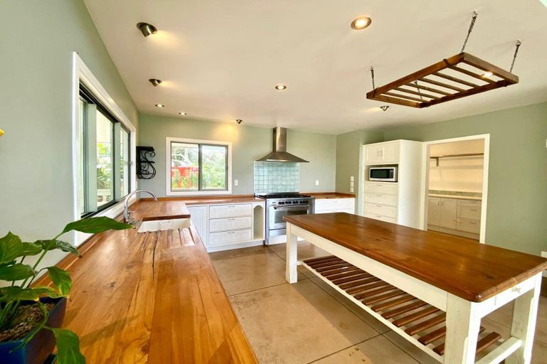 Photo of property in 86 Boyd Road, Clarks Beach, Pukekohe, 2679