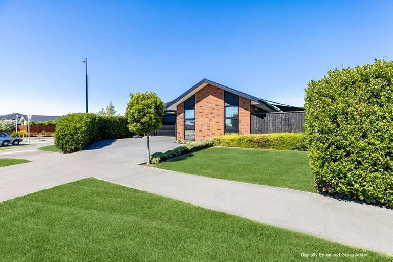 Photo of property in 30 Whincops Road, Halswell, Christchurch, 8025