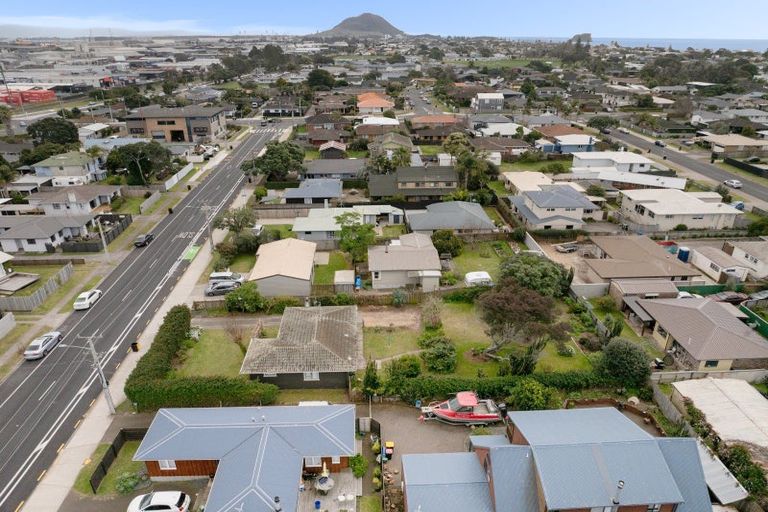 Photo of property in 13 Links Avenue, Mount Maunganui, 3116