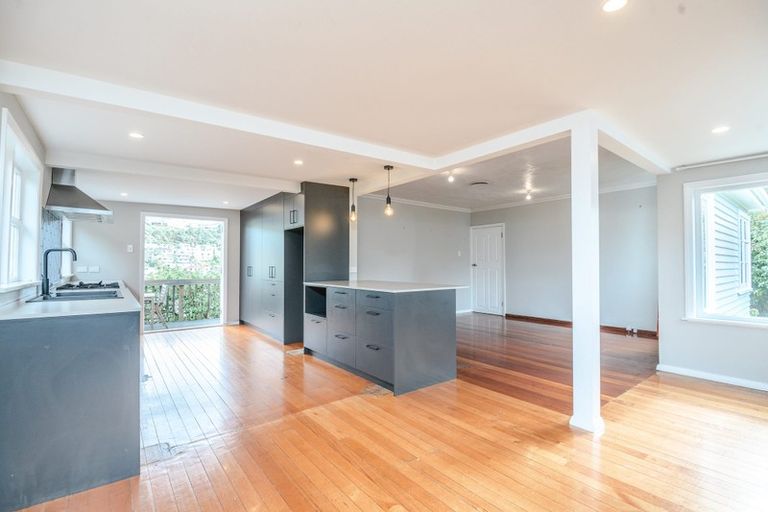 Photo of property in 94 Woodland Road, Johnsonville, Wellington, 6037