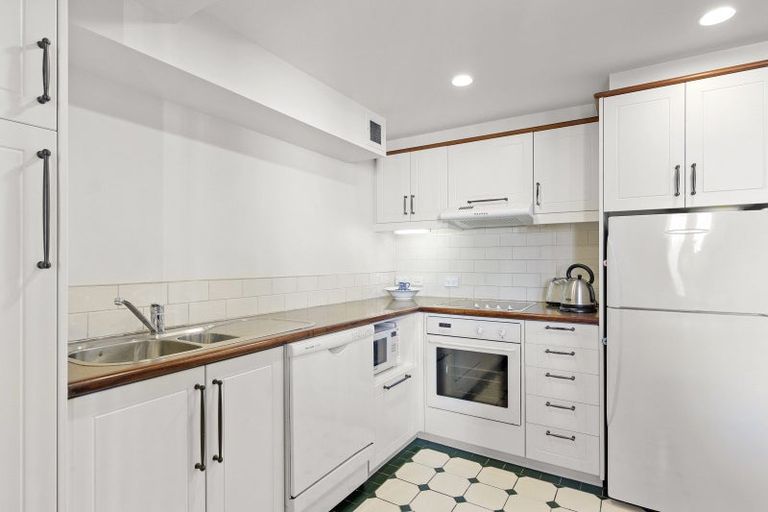 Photo of property in 38/28 Cathedral Square, Christchurch Central, Christchurch, 8011